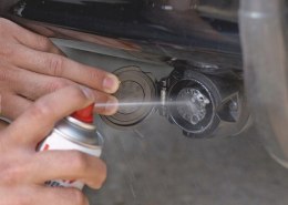 Rozpuszczalnik w sprayu Wurth Kontakt OL