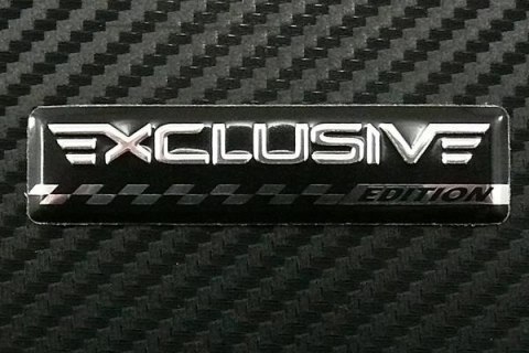 Naklejka Emblemat EXCLUSIVE EDITION z Szachownicą Naklejka Emblemat EXCLUSIVE EDITION z Szachownicą